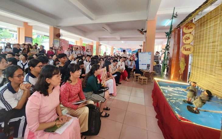 Múa rối nước, quốc tế kinh ngạc, người Việt thờ ơ - Ảnh 3.