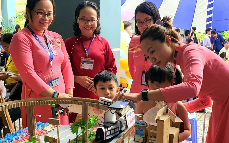 Điều chỉnh về giờ làm việc của giáo viên mầm non - Ảnh 2.