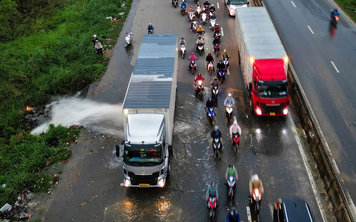 Những vấn đề đặt ra từ việc chàng cưới hai cô gái có thai, giấy phép lái xe bị 'treo' xe trùm mền - Ảnh 4.