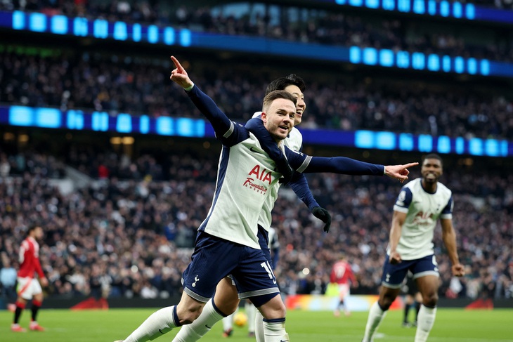 Thua Tottenham， Man United rơi xuống vị trí thứ 15 - Ảnh 1.