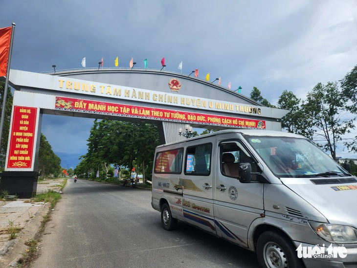 Xét xử nhóm cựu lãnh đạo huyện U Minh Thượng sai phạm gây thiệt hại hàng chục tỉ đồng - Ảnh 1.