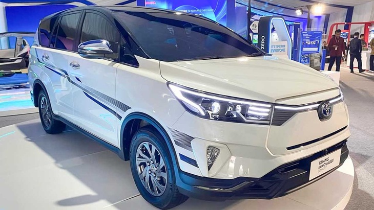 Bản hoàn chỉnh hơn của Toyota Innova Electric ra mắt - Ảnh 1.