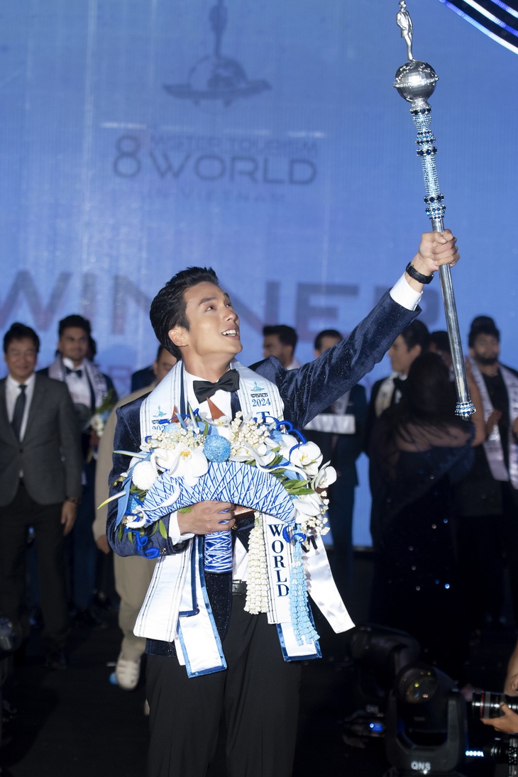 Hưng Nguyễn là nam vương du lịch thế giới Mister Tourism World 2025 - Ảnh 3.