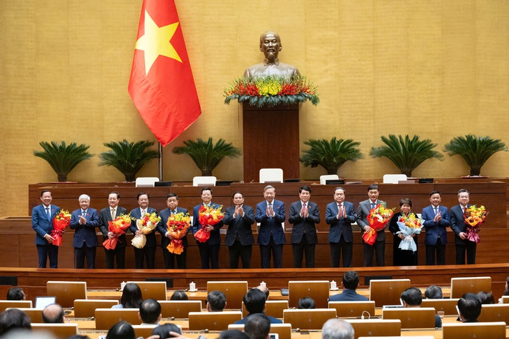 Tin tức sáng 19-2: Bảo hiểm xã hội đề xuất gì khi lương cơ sở tăng, tiền bảo hiểm y tế cũng tăng? - Ảnh 1.