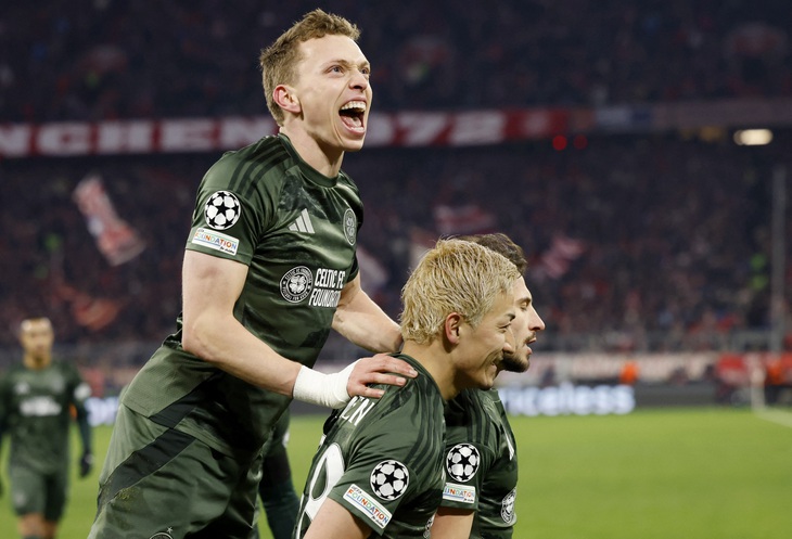 Bayern Munich vào vòng 16 đội Champions League nhờ bàn thắng ở phút 90+4 - Ảnh 2.