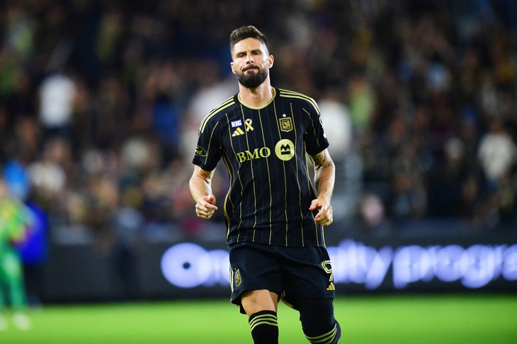 Trộm ‘viếng’ nhà Olivier Giroud lấy đi tài sản gần 12 tỷ đồng - Ảnh 1.