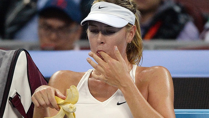 Vì sao Sharapova thường ăn chuối trong trận đấu? - Ảnh 1.