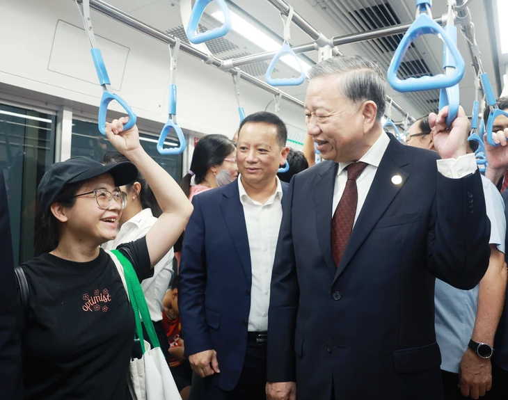 Tổng Bí thư Tô Lâm đi metro số 1 TP.HCM - Ảnh 3.