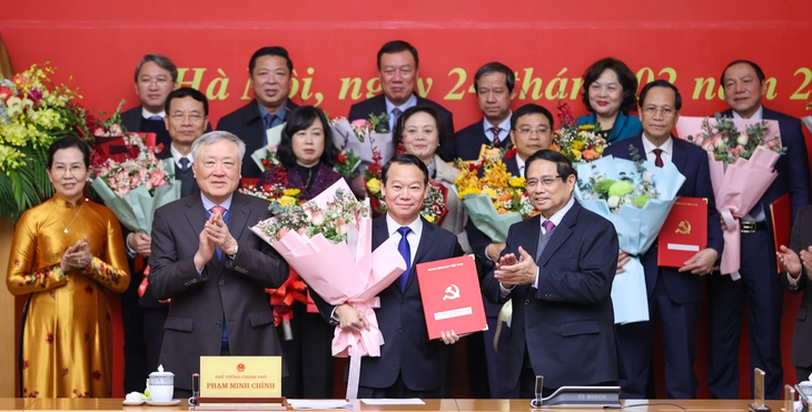 10 thứ trưởng làm ủy viên Ban thường vụ Đảng bộ Bộ Nông nghiệp và Môi trường - Ảnh 1.