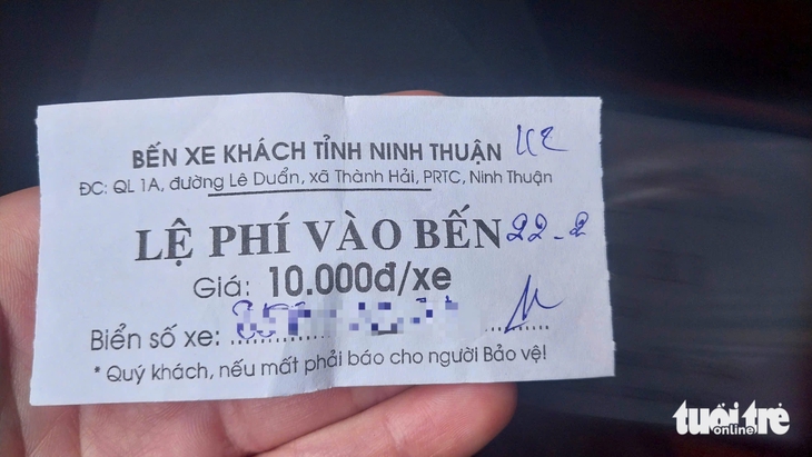 Bến xe khách tỉnh Ninh Thuận giữ xe máy với giá 'trên trời' - Ảnh 3.