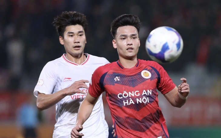 Nguyễn Filip lần đầu tiên bị 'treo giò' ở V-League   - Ảnh 1.