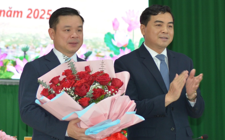 Ông Đỗ Hữu Huy làm Bí thư Đảng ủy UBND tỉnh Đắk Lắk - Ảnh 5.