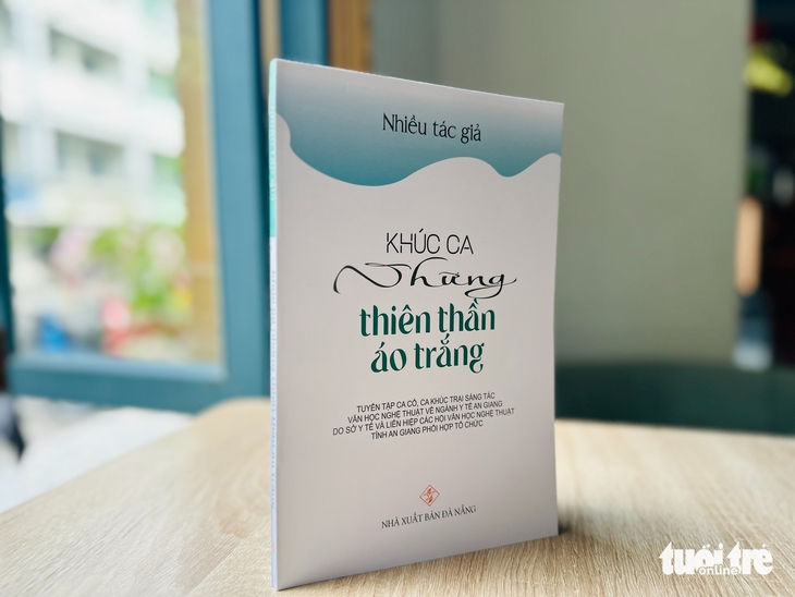 Giấc mơ Blouse trắng, Khúc ca những thiên thần áo trắng - Ảnh 2.