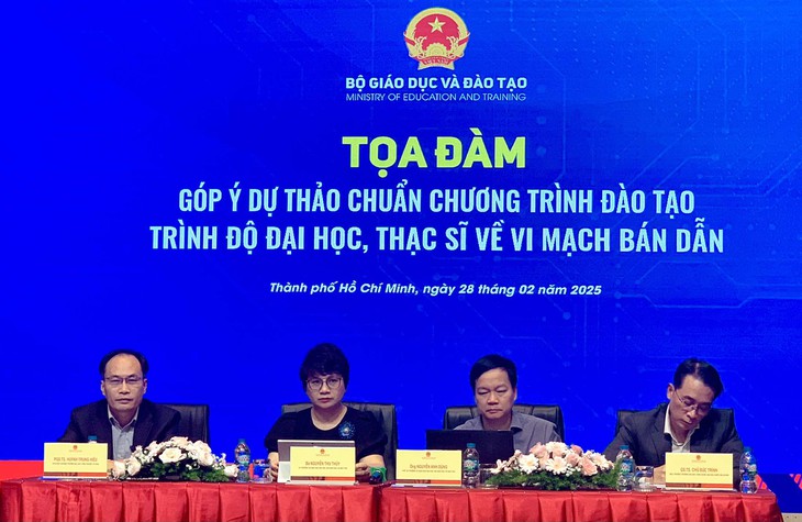 Các trường lo ngại 10 năm sau mới được mở ngành vi mạch bán dẫn, Bộ Giáo dục nói gì? - Ảnh 1.