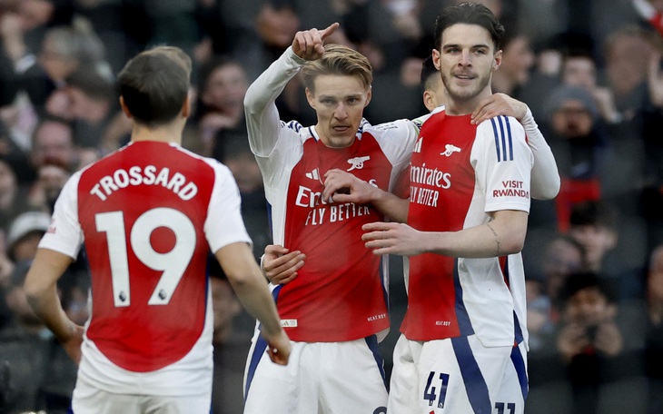 Dự đoán tỉ số: Arsenal áp sát ngôi đầu, Chelsea 'ngã ngựa' - Ảnh 4.