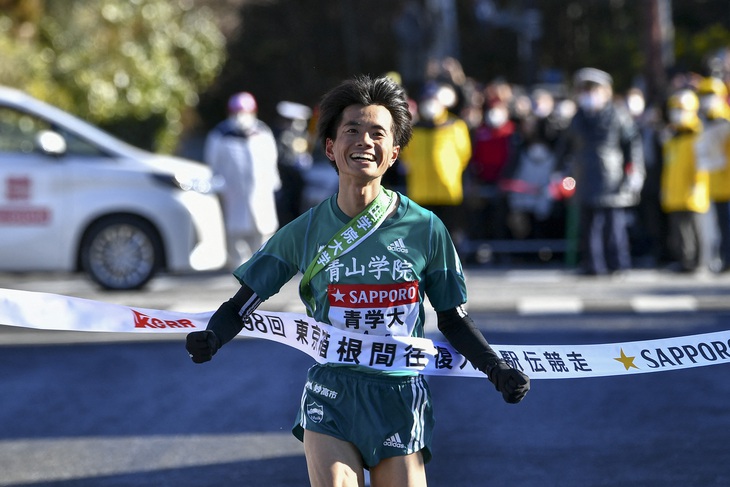 Hiroki Wakabayashi: Chàng sinh viên 'tay ngang' phá kỷ lục marathon Nhật Bản - Ảnh 1.