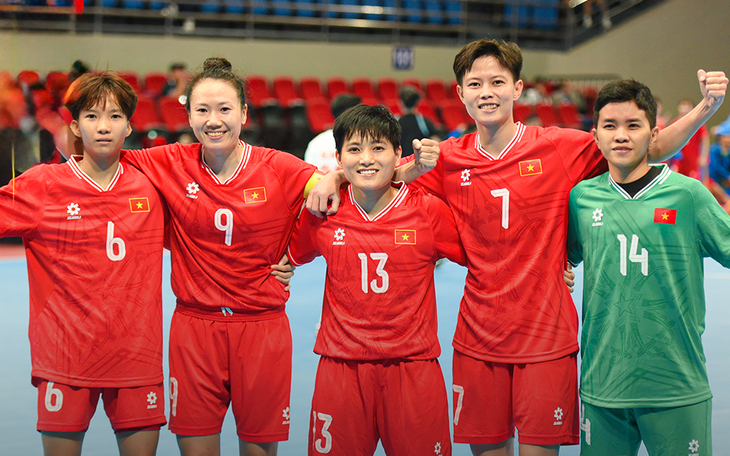 Futsal Việt Nam ra mắt mùa giải mới - Ảnh 2.