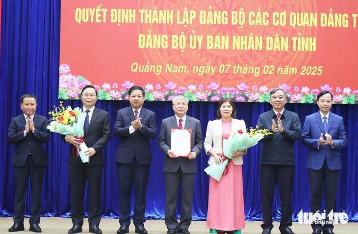 2 phó bí thư Tỉnh ủy Quảng Nam giữ thêm chức vụ mới - Ảnh 1.