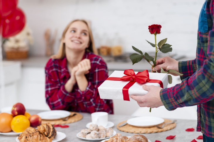 Muốn mẹ xúc động, cô giáo hạnh phúc, vợ hay người yêu mỉm cười, đây là quà 20-10 bạn cần xem ngay! - Ảnh 2. 20-10 - Ảnh 2.
