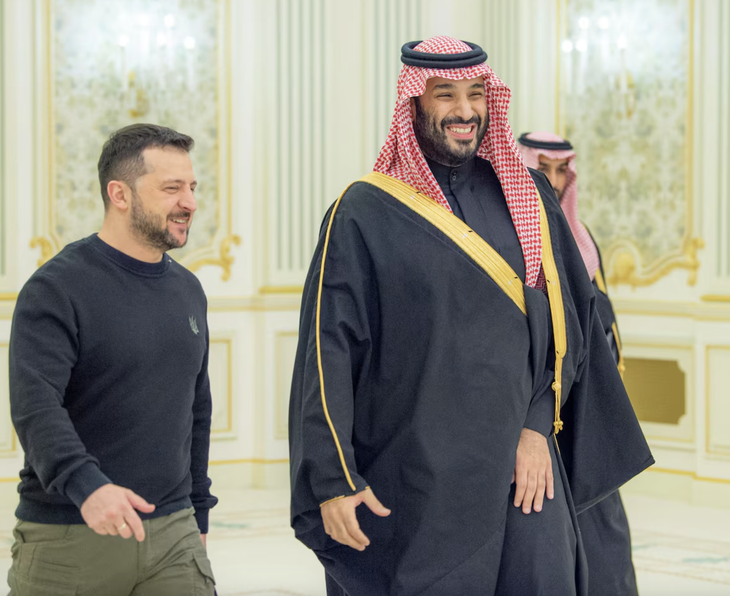 Ông Zelensky đến Saudi Arabia, Mỹ lạc quan cho tiến triển trong đàm phán với Ukraine - Ảnh 1.