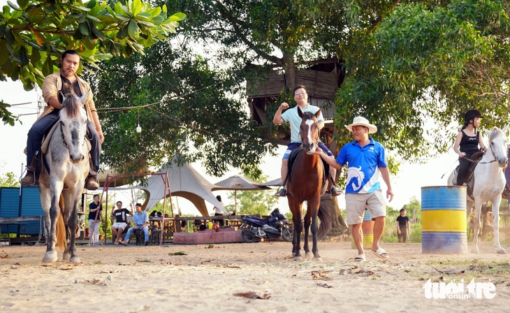 រកលុយជាមួយការងារពិសេស - ផ្នែកទី 7: ការហ្វឹកហាត់សេះក្នុងសម័យ AI - រូបថត 3 ។