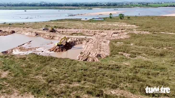 Có hay không việc doanh nghiệp khai thác cát khi chưa đền bù cho dân? - Ảnh 3.