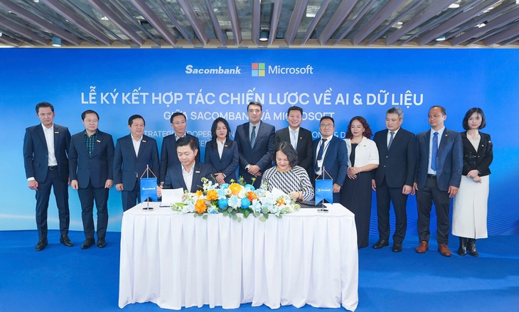 Sacombank và Microsoft Việt Nam ký kết hợp tác chiến lược về AI và dữ liệu - Ảnh 1.