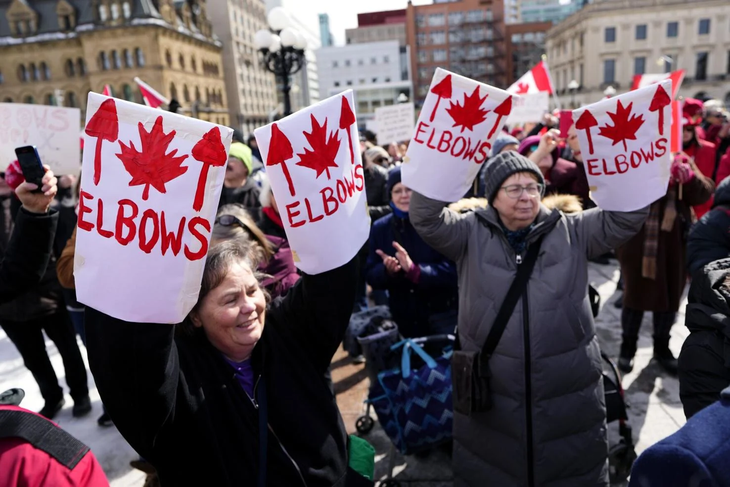 Người Canada sẵn sàng "thượng cẳng tay" trước đe dọa của ông Trump - Ảnh 4.