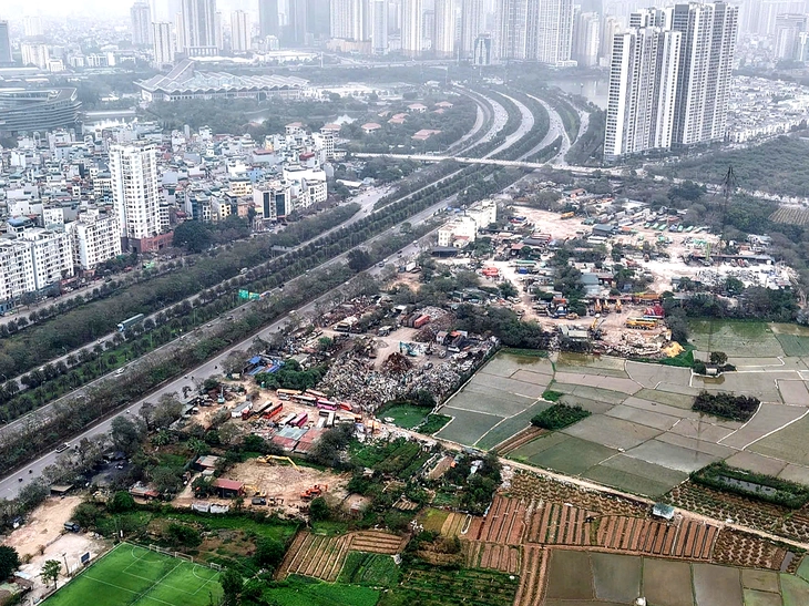 Chủ tịch Hà Nội yêu cầu xác minh thông tin 4,3ha đất nông nghiệp giữa thủ đô 'biến mất' - Ảnh 2.