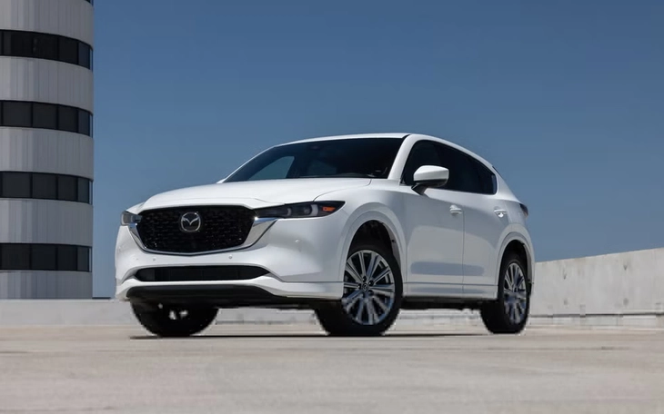 Ngoài bản điện, Mazda CX-5 sẽ dùng động cơ hybrid mới 'gần đạt đến mức đốt cháy tối ưu' - Ảnh 4.