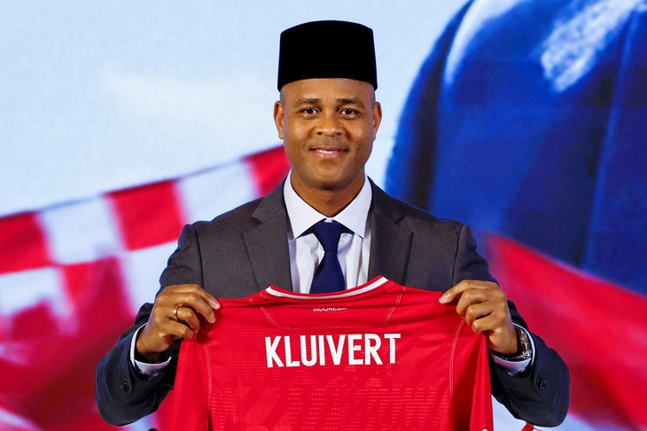 Cuyên gia Hà Lan hỗ trợ HLV Kluivert giải bài toán 'nhịn ăn' của cầu thủ Indonesia - Ảnh 1.