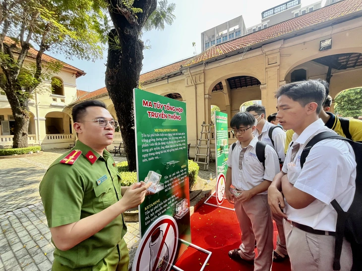 Hoa hậu Bảo Ngọc: "Học sinh không được thử ma túy, dù chỉ một lần" - Ảnh 3.