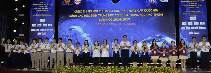 Lần đầu tiên cuộc thi khoa học kỹ thuật quốc gia tổ chức theo quy chế mới - Ảnh 1.