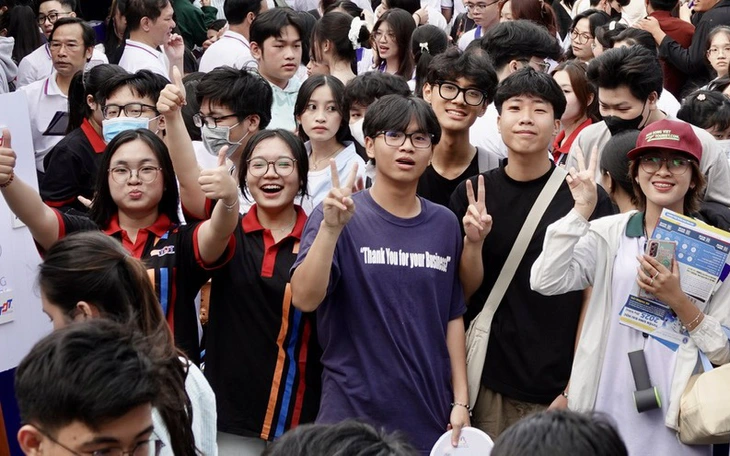 'Ngày hội tư vấn tuyển sinh - hướng nghiệp của báo Tuổi Trẻ mang ý nghĩa quan trọng' - Ảnh 4.