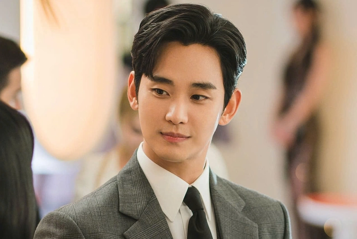 Kim Soo Hyun kiện gia đình Kim Sae Ron vì tung ảnh nhạy cảm  - Ảnh 1.