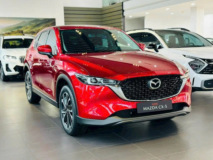 Tin tức giá xe: Mazda CX-5, Mazda3 tăng giá, vẫn rẻ hơn Civic và Tucson - Ảnh 1.