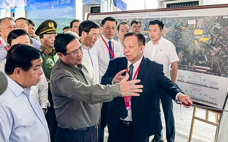 TP.HCM - Bà Rịa Vũng Tàu giáp ranh nhưng chưa có đường, nếu sáp nhập, giải bài toán đường bộ ra sao? - Ảnh 2.