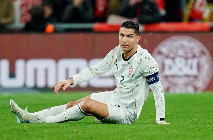 Ronaldo: Hiện tại không phải khoảnh khắc sống còn, nhưng rất căng thẳng - Ảnh 1.