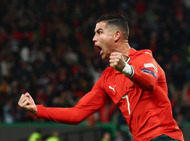 Ronaldo hỏng phạt đền vẫn giúp Bồ Đào Nha ngược dòng - Ảnh 2.