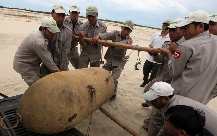 Bộ Quốc phòng Việt Nam, Bộ Chiến tranh Mỹ và Bộ Ngoại giao Mỹ ký kết bản ghi nhớ - Ảnh 4.