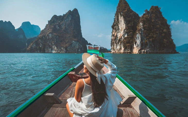 'Bẫy hoàn hảo' và thế hệ phụ nữ độc lập nhưng... kiệt sức - Ảnh 2.