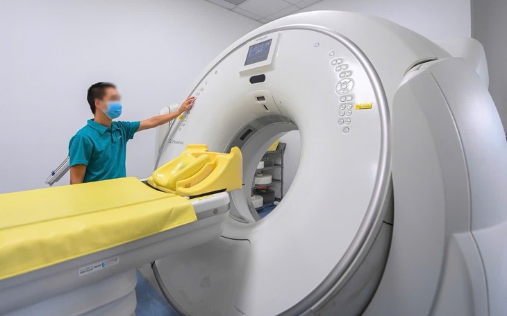 Bộ Y tế đề nghị kiểm tra thiết bị y tế có giá biến động bất thường - Ảnh 2.