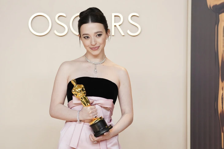 Mikey Madison: Từ 'lọ lem' chuồng ngựa đến 'nữ hoàng' Oscar - Ảnh 1.