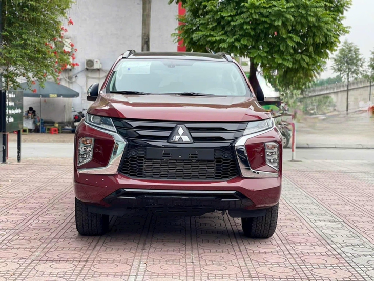 Mitsubishi Pajero Sport giảm tới 285 triệu tại đại lý, SUV hạng D giá khởi điểm thực tế ngang Kia Sportage- Ảnh 5.