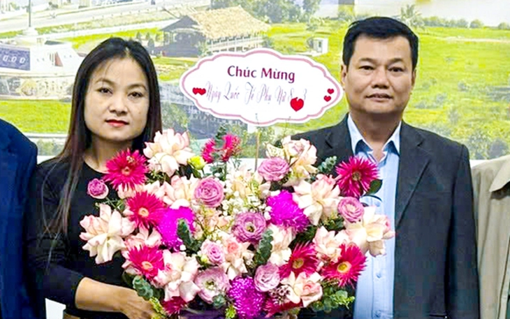 Đến chúc mừng 8-3 chỉ gặp 1 nhân viên: Đề xuất thay thế giám đốc - Ảnh 3.