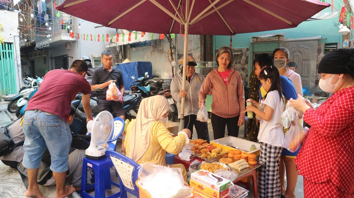 Độc lạ chợ ẩm thực mở mỗi năm đúng 1 lần vào tháng Ramadan - Ảnh 6.