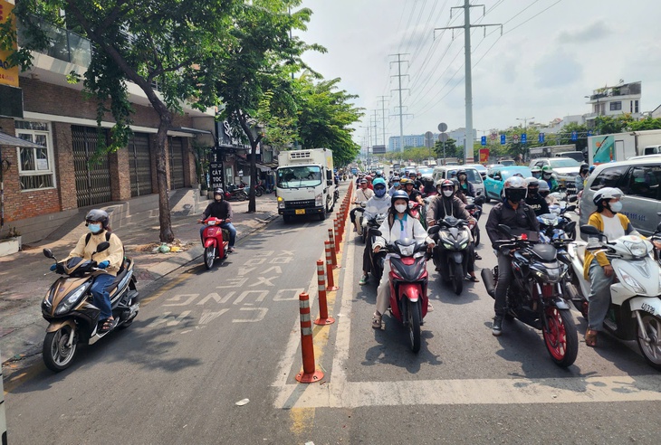 Sắp có vạch mắt võng tại giao lộ Lê Duẩn - Tôn Đức Thắng, quận 1 - Ảnh 3.