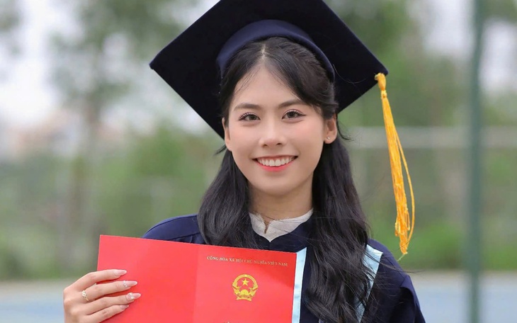 Nữ sinh ngoại thương tốt nghiệp sớm với 4.0 GPA - Ảnh 3.