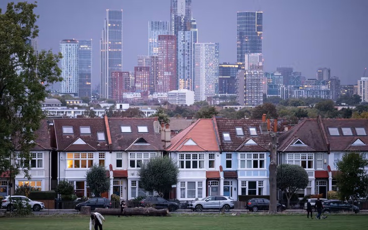 Anh: Giới nhà giàu London lo lắng vì nguy cơ ngập nước nghiêm trọng ngày càng cận kề - Ảnh 2.