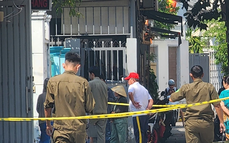 Sập móng nhà đang thi công gây thương vong cho 4 người trong gia đình hàng xóm- Ảnh 3. Sập móng nhà đang thi công gây thương vong cho 4 người trong gia đình hàng xóm- Ảnh 3.
